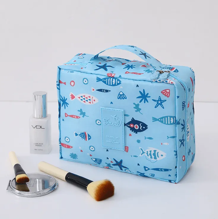 Aircraft make-up bag