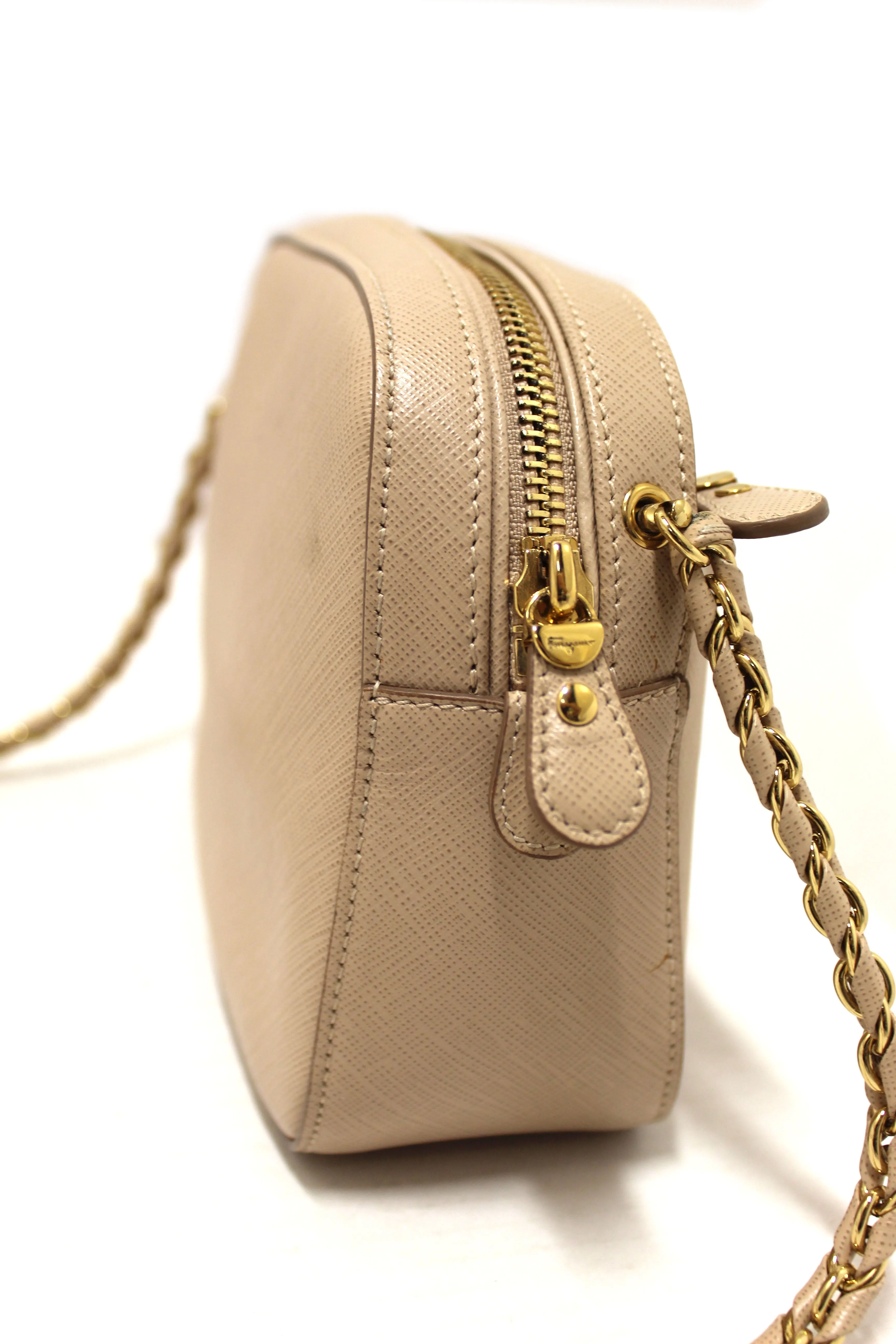 Authentic Salvatore Ferragamo Beige Calfskin Leather Lydia Bow Camera Crossbody Bag