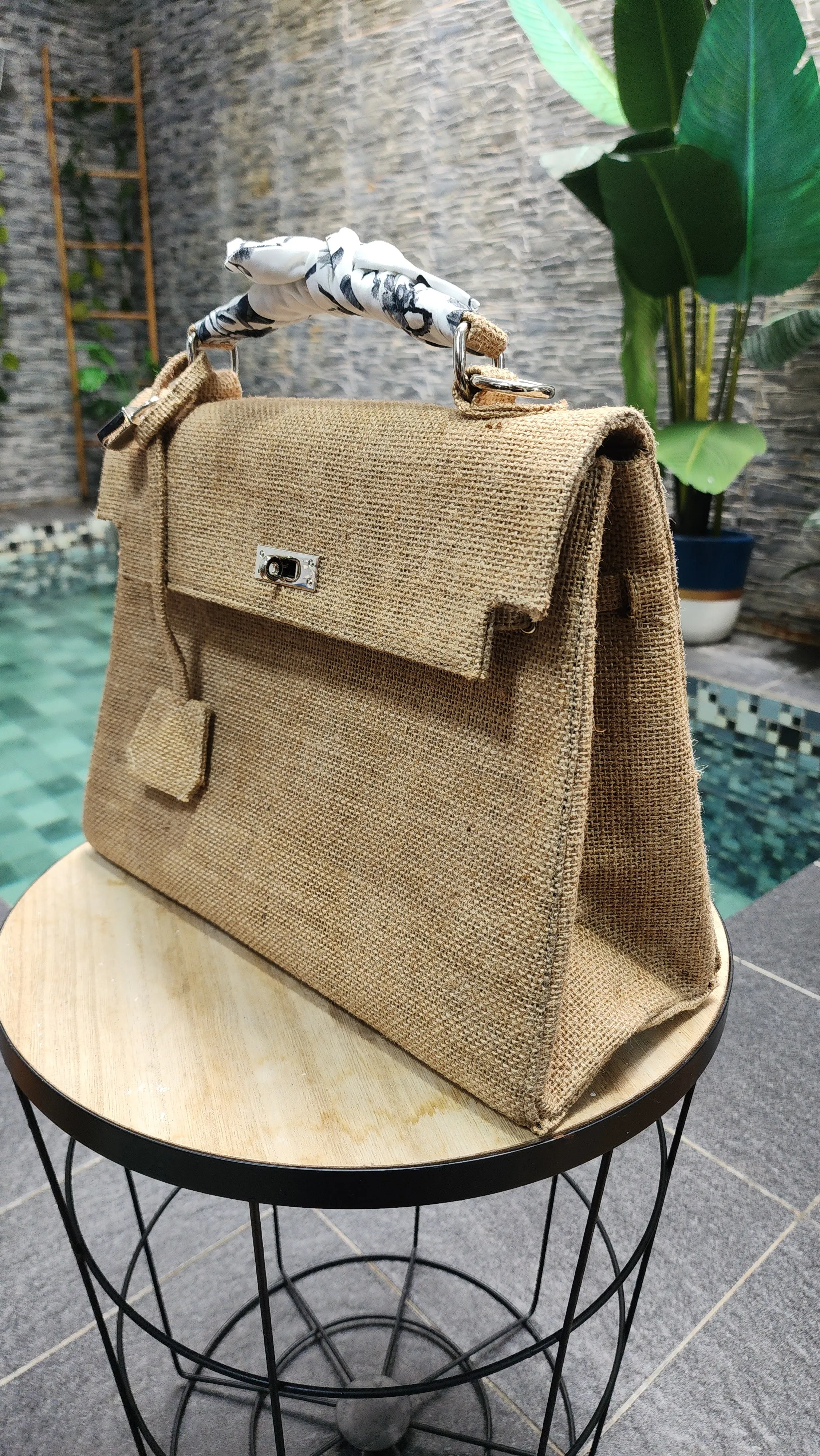 Handmade burlap / jute bag, Medium size (35cm)_style 1 - Silver