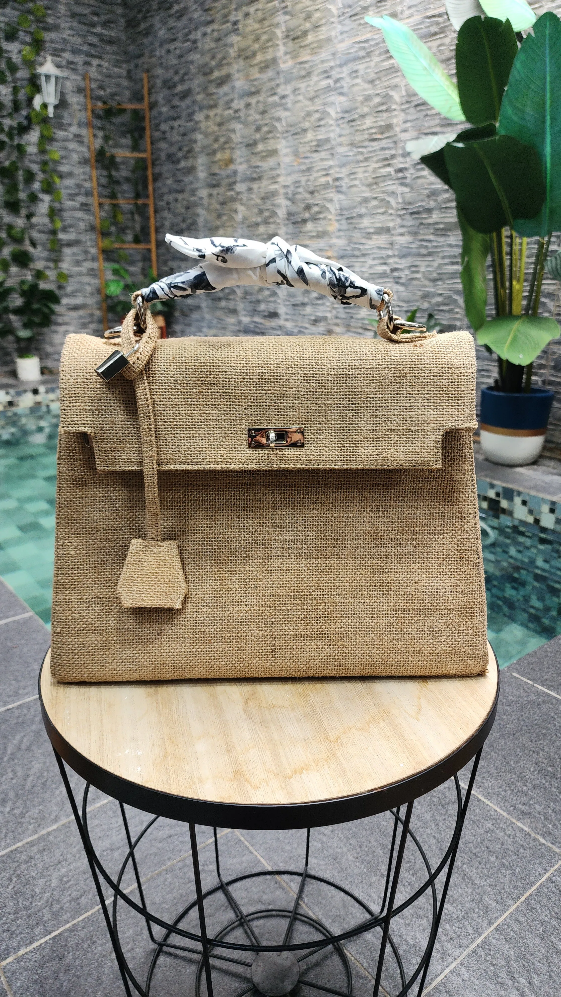 Handmade burlap / jute bag, Medium size (35cm)_style 1 - Silver