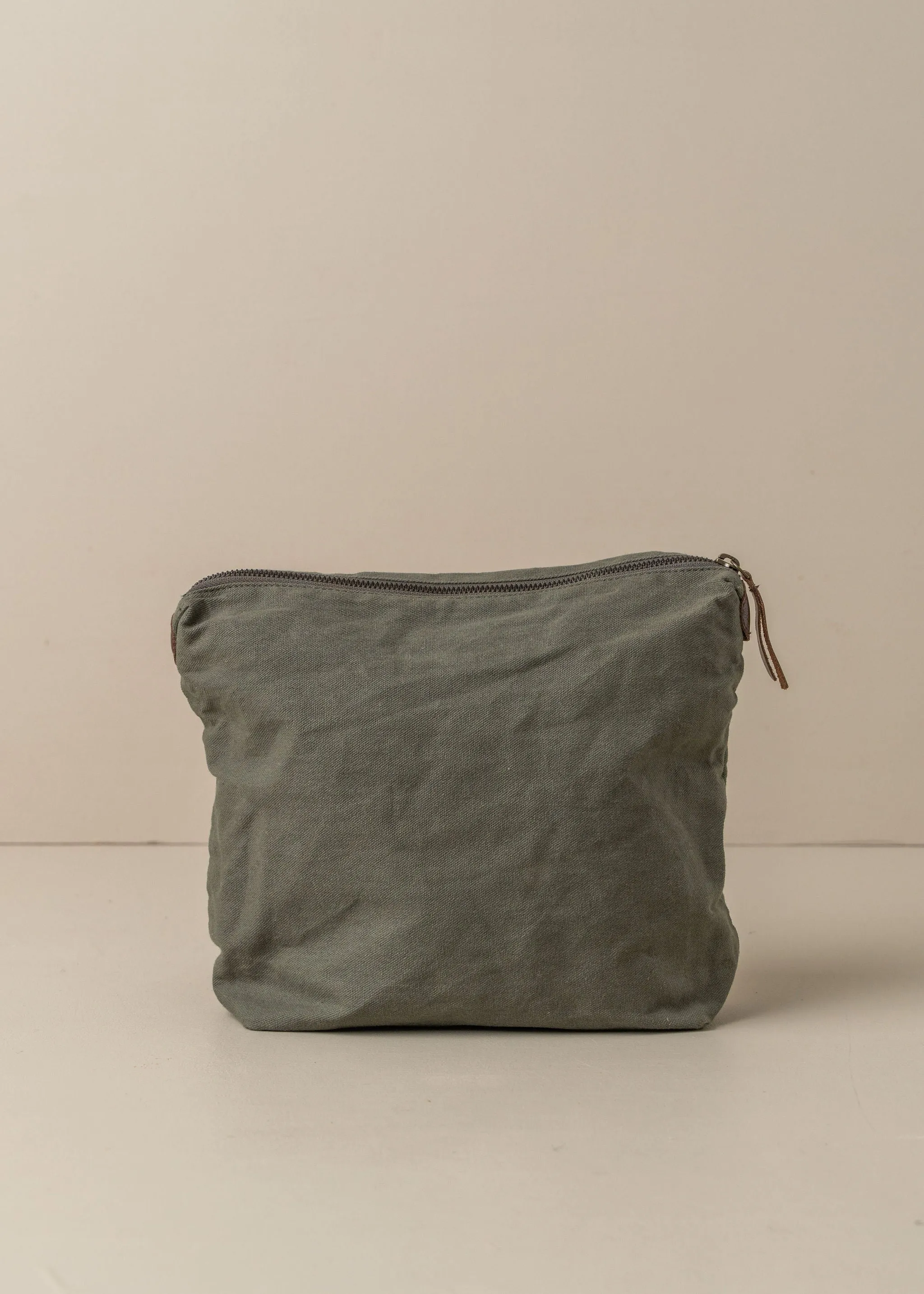 Journey Makeup Canvas Bag | Olive