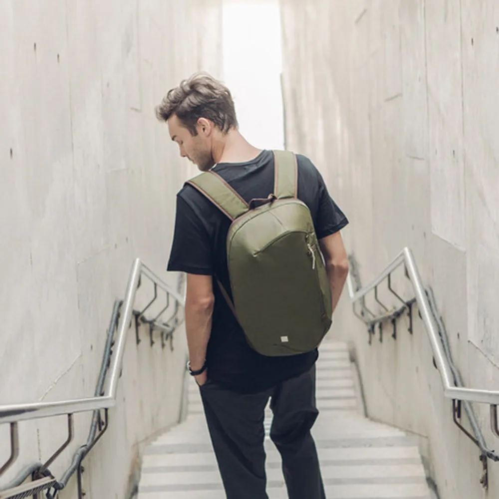 moshi Hexa Lightweight Laptop Backpack - Midnight Black