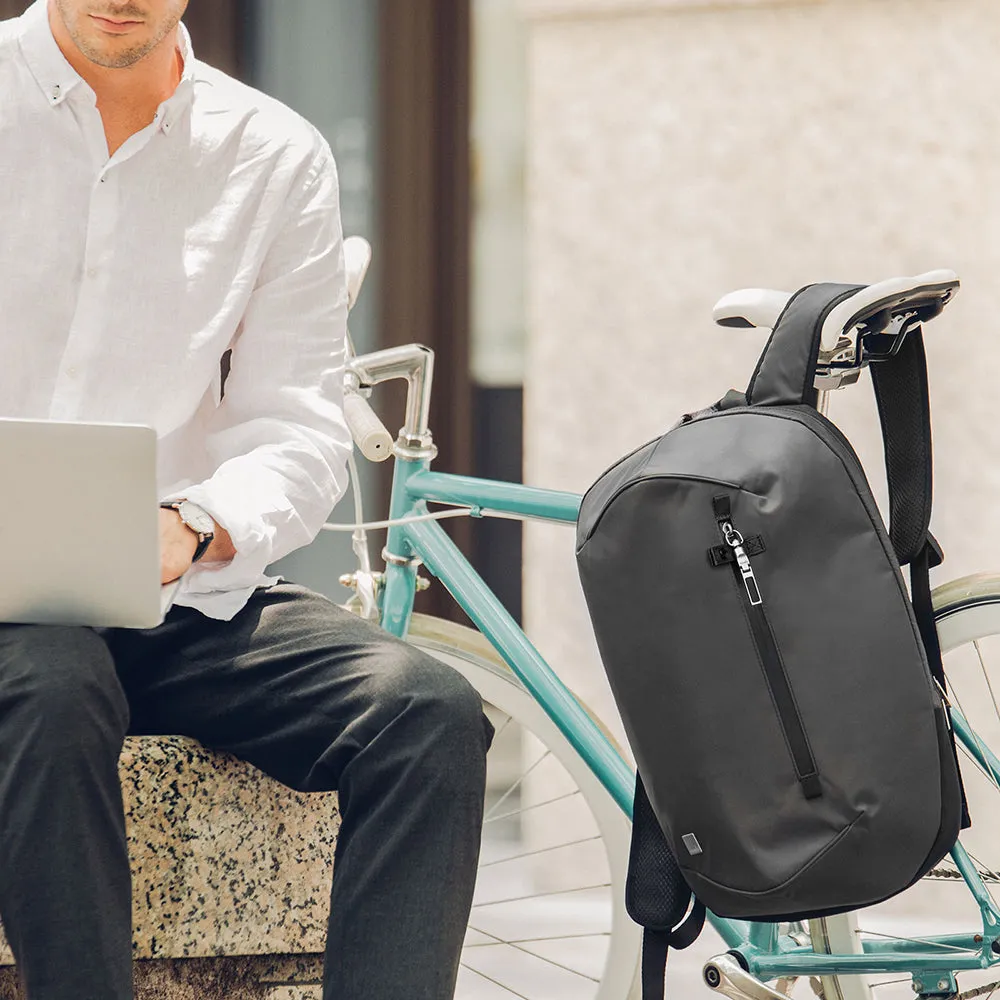 moshi Hexa Lightweight Laptop Backpack - Midnight Black