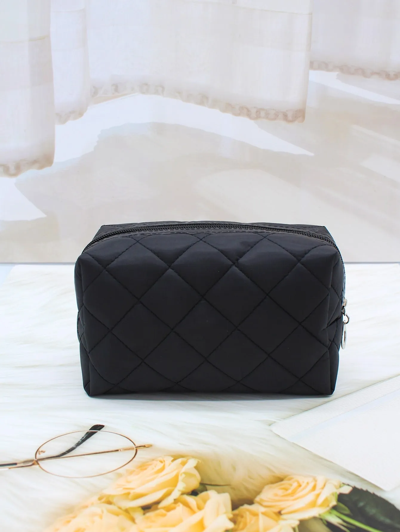 Quilted Makeup Bag Cosmetic Organizer Toiletries Bag Makeup Organizer Zip Pouch