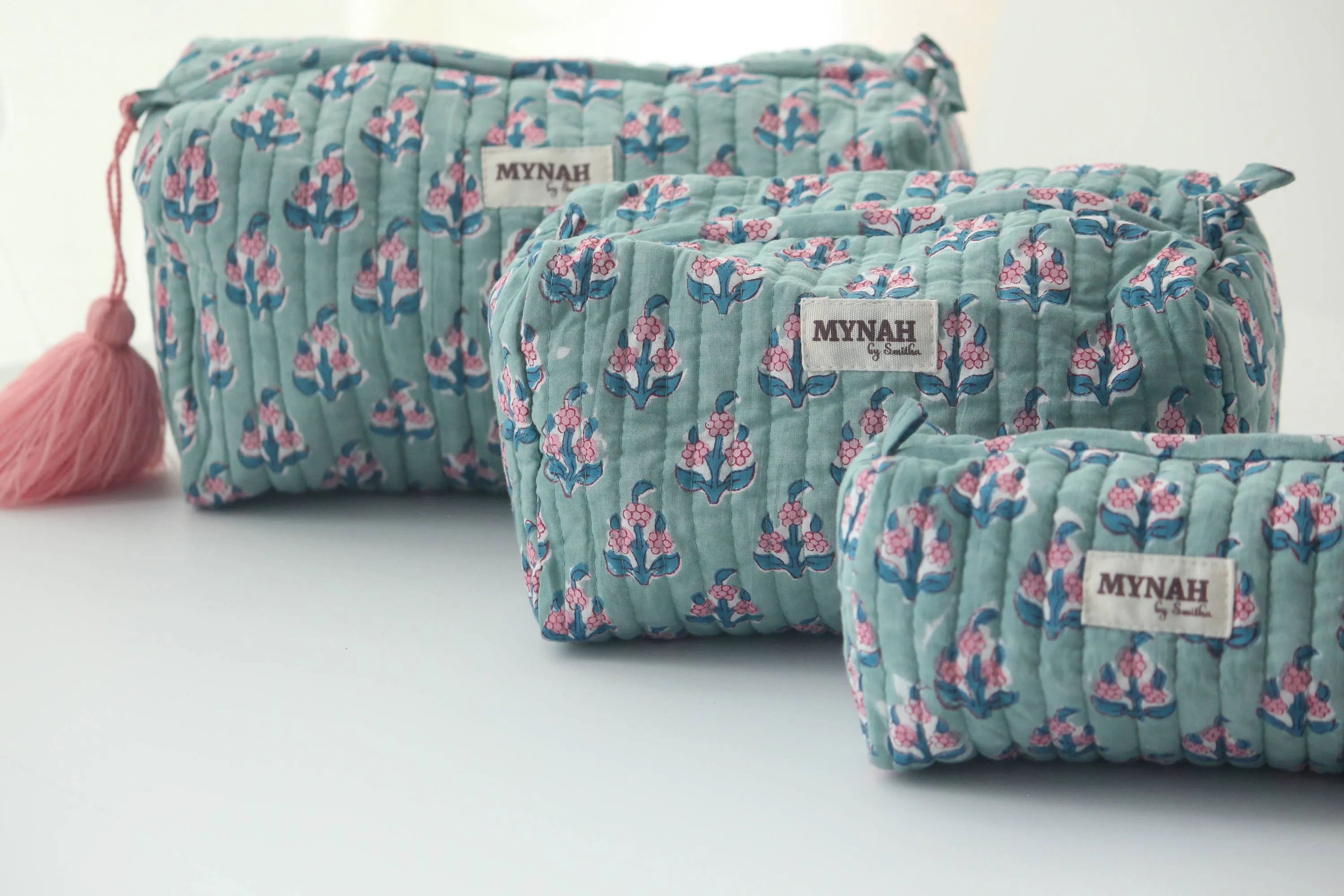 Set of 3 Eucalyptus floral organizer bag