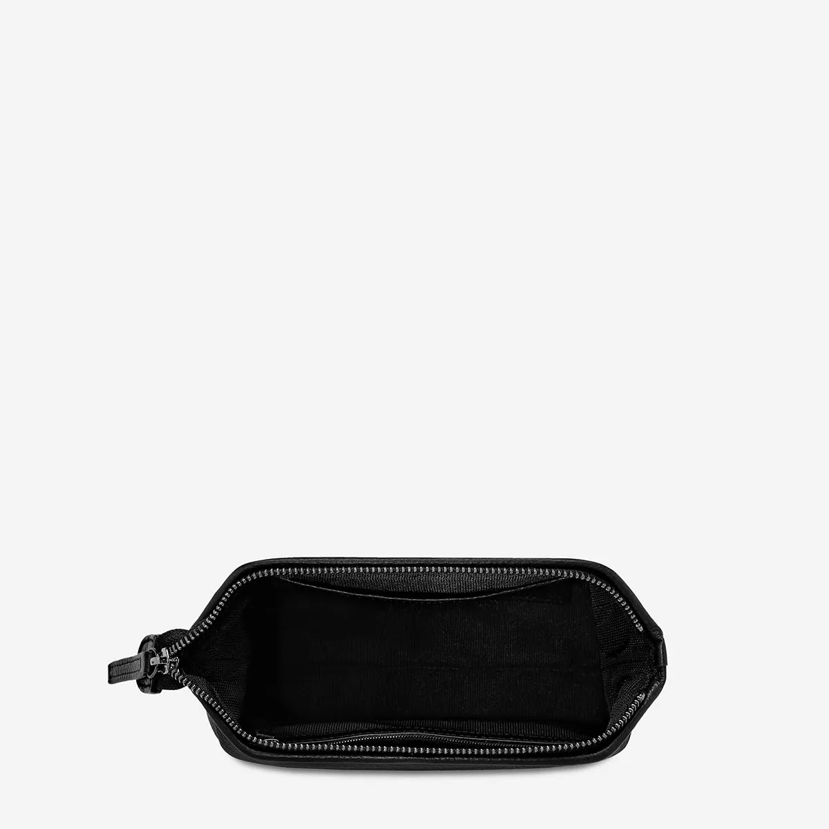 Thinking Of A Place Toiletry Bag - Black