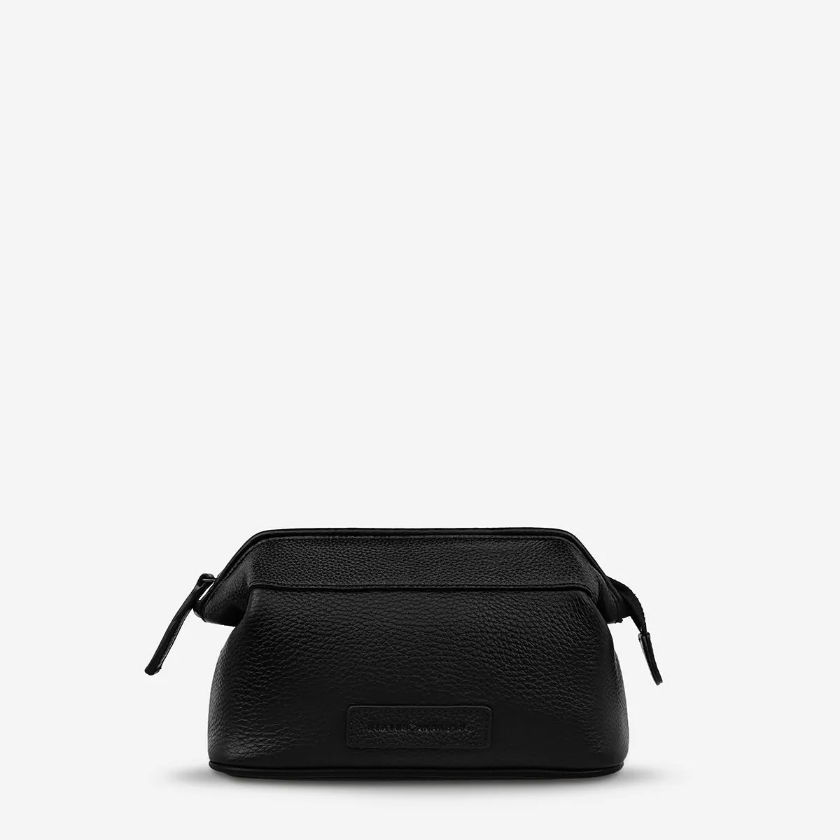 Thinking Of A Place Toiletry Bag - Black