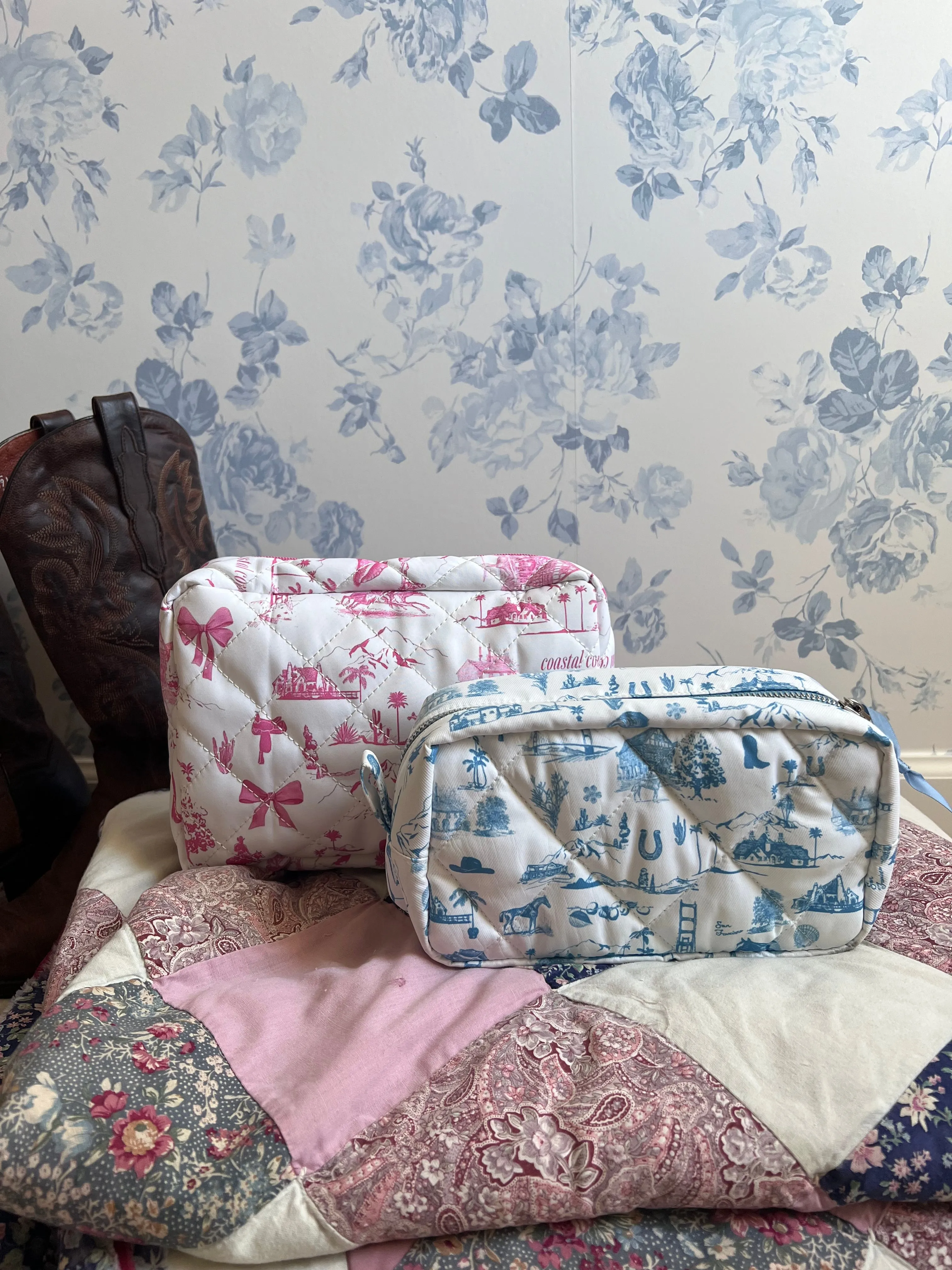 Toile Cosmetic Travel Bag