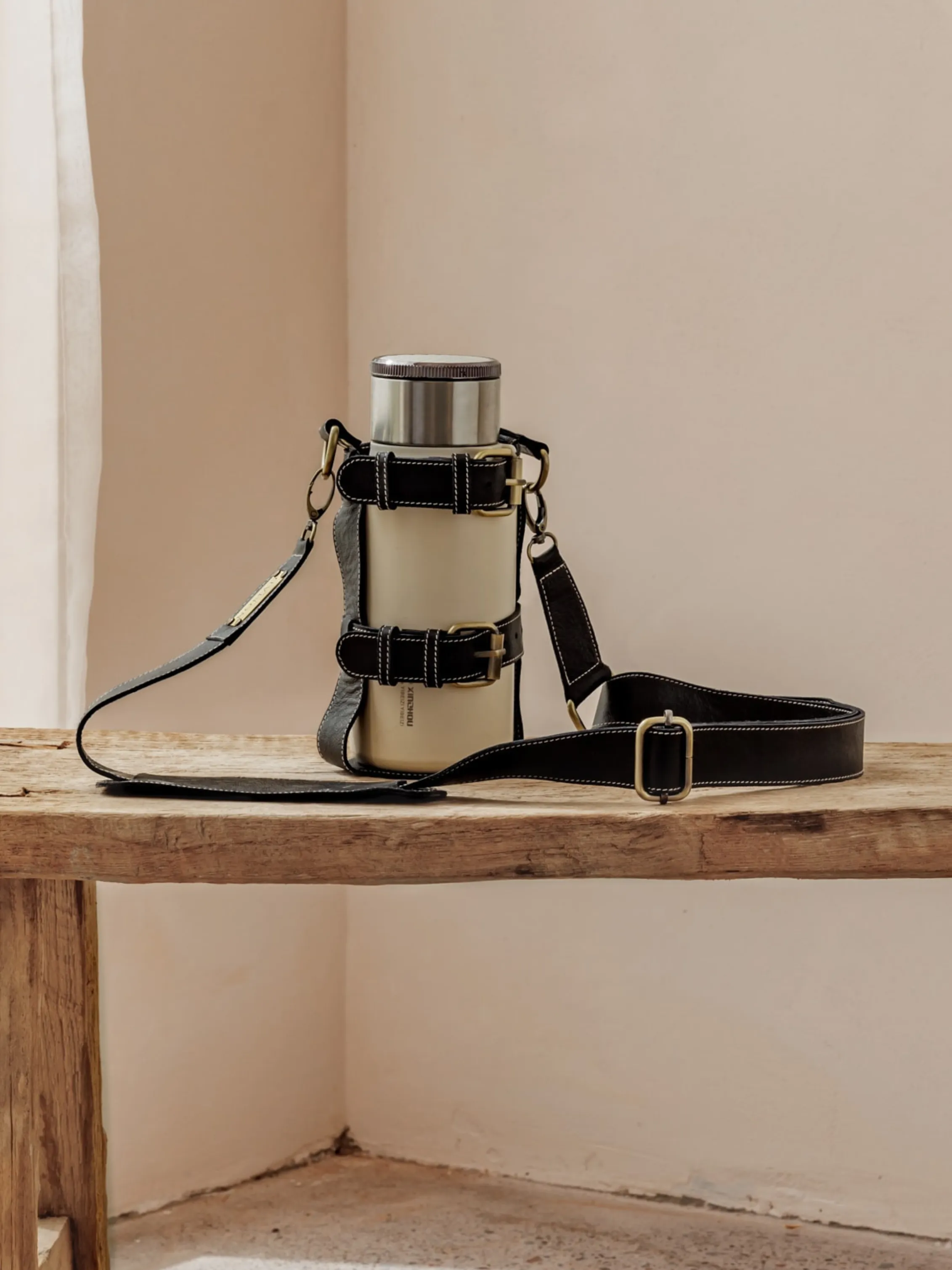 Walkabout Leather Bottle Holder Black